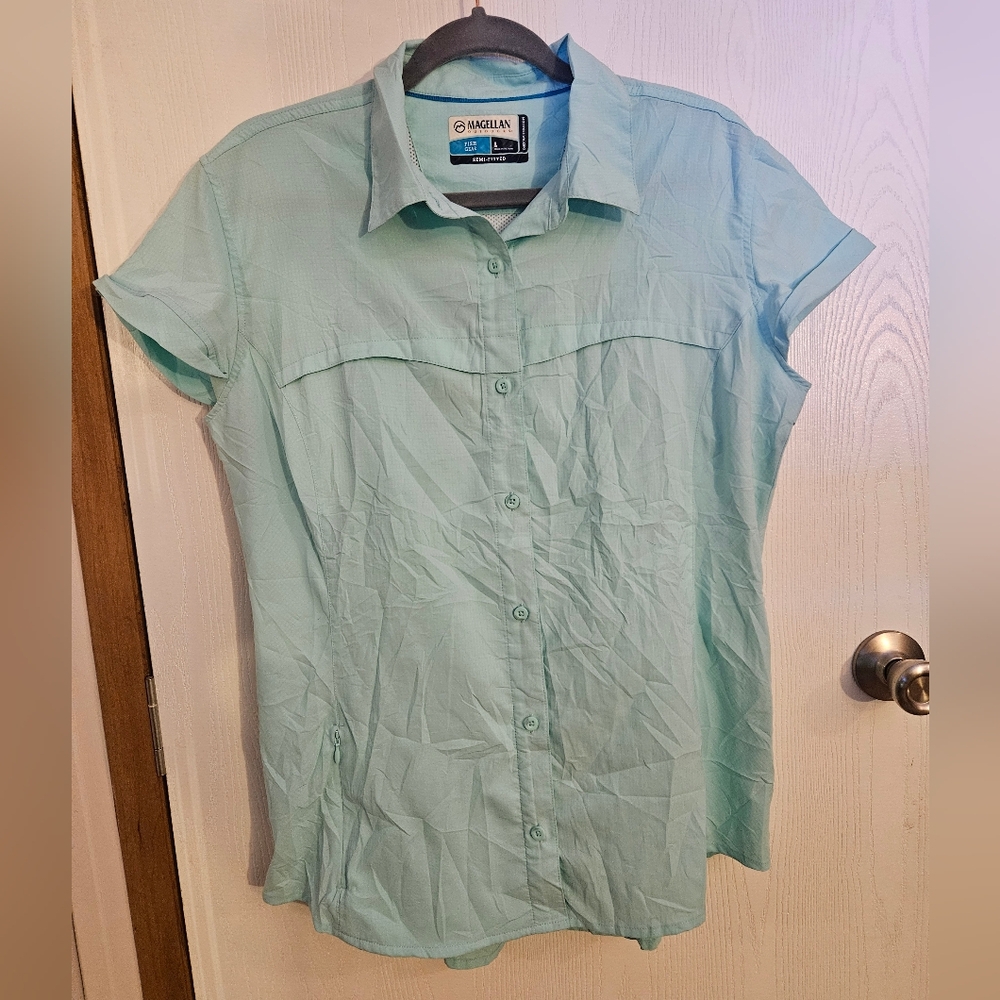 Magellan Outdoors Womens Fishing Shirt Size L in Mint